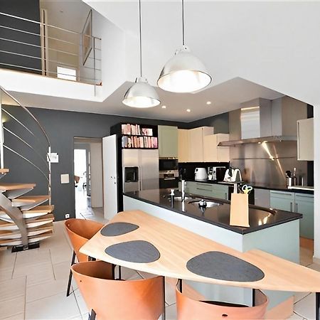 Big And Comfortable Triplex In Knokke Екстер'єр фото