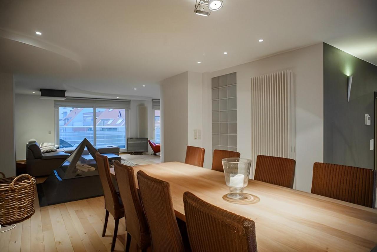 Big And Comfortable Triplex In Knokke Екстер'єр фото