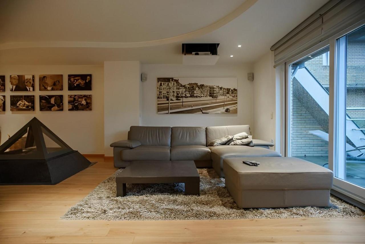 Big And Comfortable Triplex In Knokke Екстер'єр фото